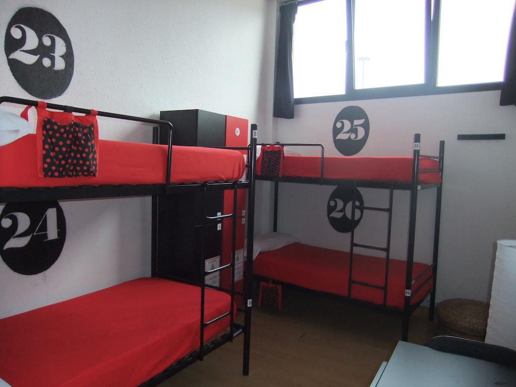Bilbao Akelarre Hostel Rom bilde
