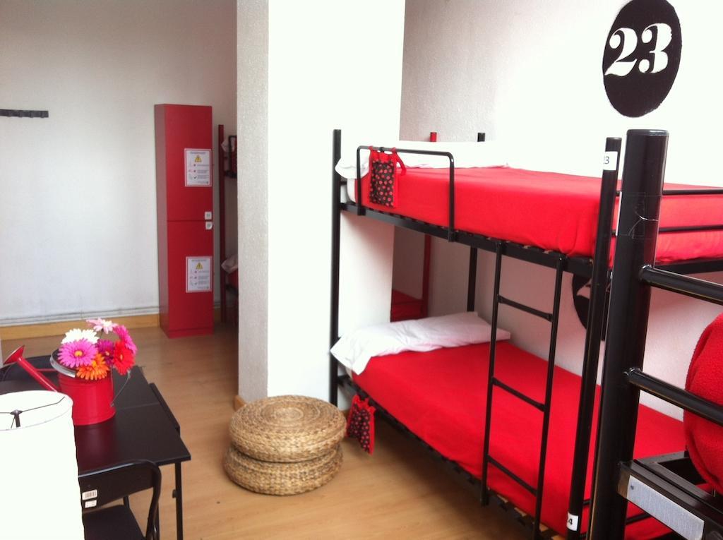 Bilbao Akelarre Hostel Rom bilde